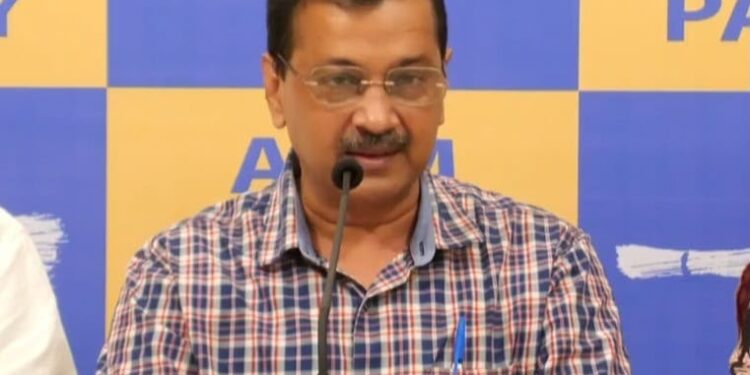 गोवा का हेल्थ सिस्टम ध्वस्त, पंजाब से सीख लेकर 10 लाख का हेल्थ इंश्योरेंस दें सीएम- केजरीवाल