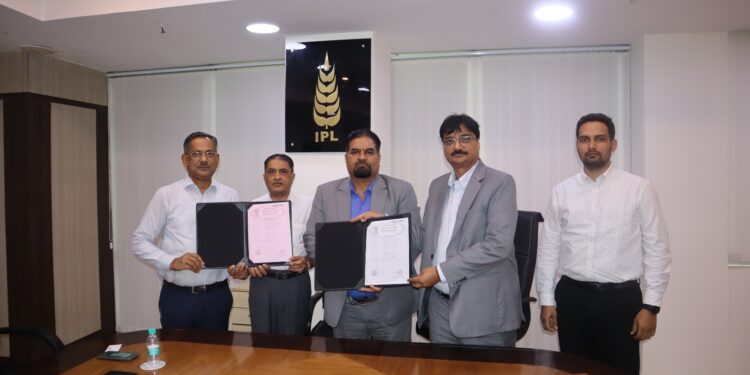 इंडियन पोटाश लिमिटेड और जैन इरिगेशन सिस्टम्स लिमिटेड ने गुजरात में सतत गन्ना खेती को बढ़ावा देने के लिए किया समझौता (MoU)