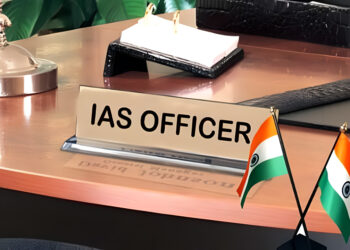 Bihar IAS Transfer: बड़ा प्रशासनिक फेरबदल! 10 IAS समेत 21 अफसरों का एक साथ तबादला, कई जिलों के DDC और SDO बदले गए