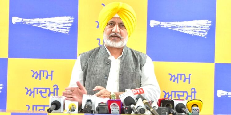 कांग्रेस का काला अध्याय, भाजपा सच को दबाने में कर रही है मदद, अकाली दल इसका राजनीतिकरण कर रहा है, तीनों ने जसवंत सिंह खालरा और पंजाब को धोखा दिया: बलतेज पन्नू